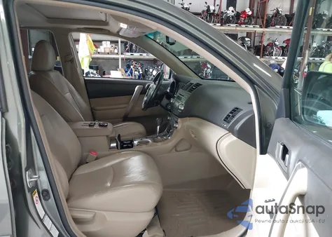 2010 Toyota Highlander Se V6 from USA, damaged, VIN 5TDJK3EH2AS026161